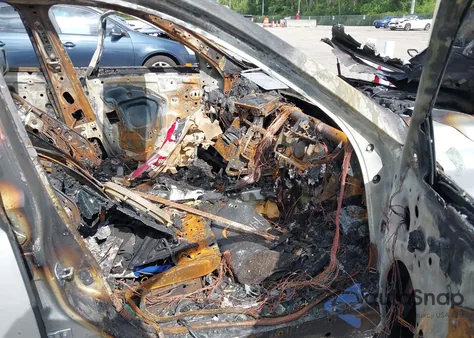 2015 Infiniti Q50 Premium z USA, uszkodzony, nr VIN JN1BV7AP8FM357378